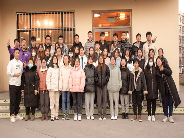 【完满班级】不负好“食”光 快乐齐分享——淬炼·国际商学院审计2002班完满班级活动