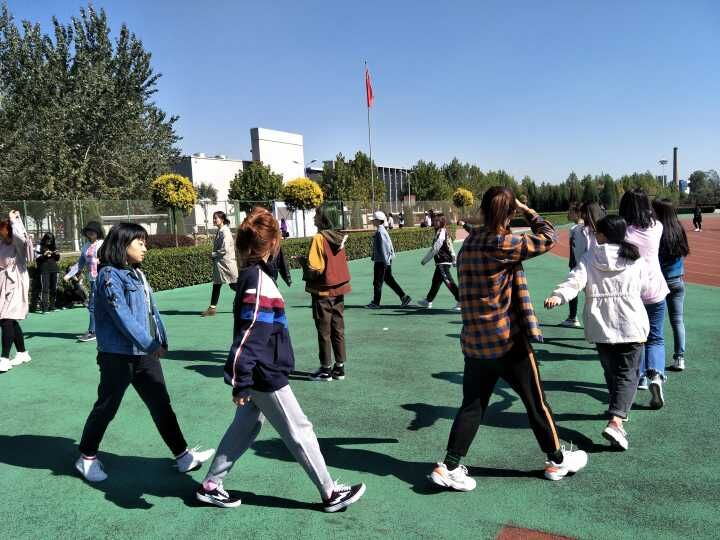 【完满班级】少年锦时 无畏奋进刺破天光——经济与管理学院十月完满班级活动纪实(十一)