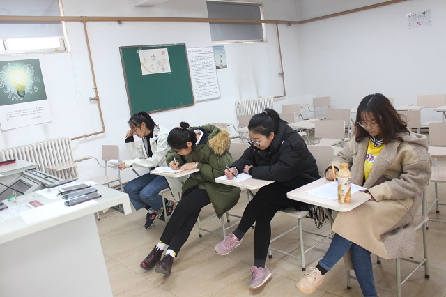 化情为言 以言感人——记远景学院成长的声音演讲大赛成功举办