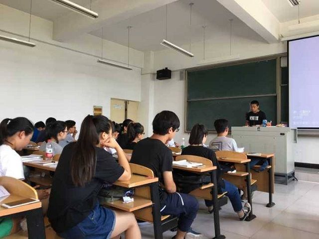 【完满班级】加强心中信念 走上考研之路——食品与环境学院动医1602班完满班级活动