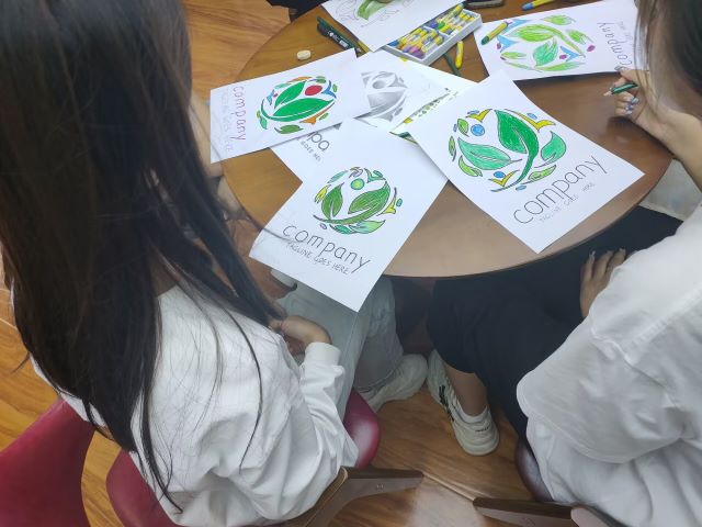 绿色使者 传递梦想——食品与环境学院笔舞青春第17期活动