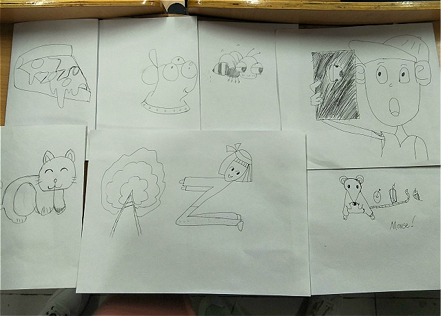 【完满班级】巧妙画单词 趣味学英语——经管系国贸1604班举办“疯狂单词秀”活动