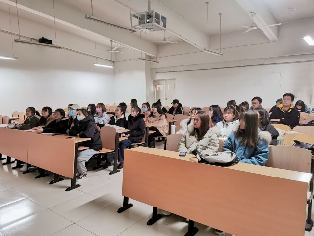 【完满班级】抗疫逆行 为爱坚守——淬炼商学院完满班级活动