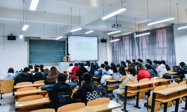 感悟学知 聆听培训魅力——艺术传媒学院办公技能培训活动