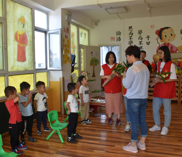 【志愿快讯·活动】爱师乐学月:感念师恩 与公益同行
