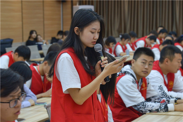 赋能计划第六期第二讲:和信院同学聊公益