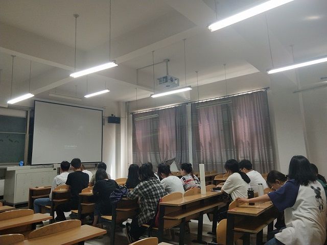 【完满班级】谁言寸草心 报得三春晖——食品与环境学院园林1603班完满班级观影活动