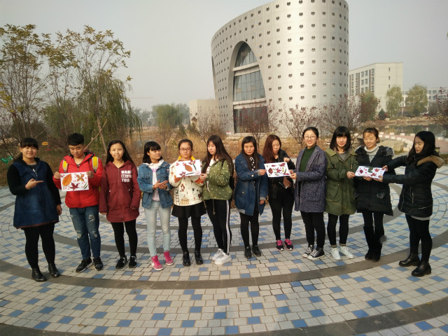 落叶寄思念 温情致远方——外语系涉外1601班“缤纷社团 乐活青春”主题完满班级活动