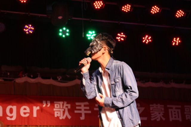 【达人秀】因为热爱 所以追寻——与“灵魂歌手”闫泽韬的深度访谈