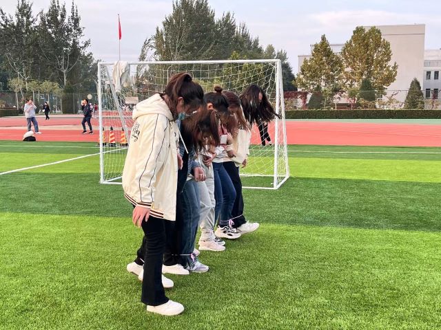 【完满班级】拉近心距离 做合格完满人——淬炼·国际商学院财务2202班完满班级活动