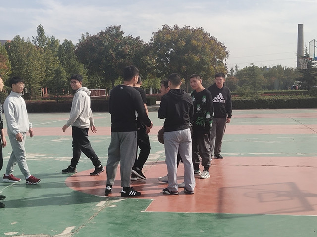 【完满班级】无篮球 不兄弟——智能工程学院机制2106班完满班级活动