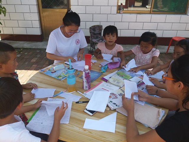 【三下乡】诚天性之潜感  顾童心兮如疑――远景学院“三下乡”社会实践活动（四）