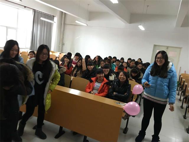 【完满班级】食安1501、食安1502班带你走进电影的世界