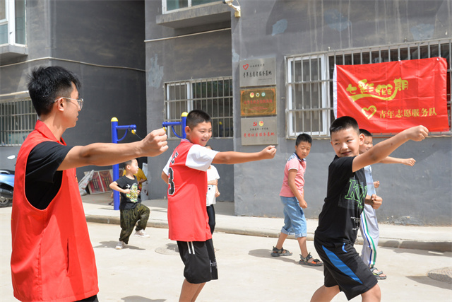 【三下乡】特色课堂：太谷非遗“形意拳”走进石楼山区