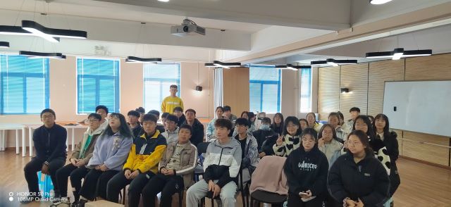 【完满班级】“暖冬观影活动”——计科2104班完满班级活动