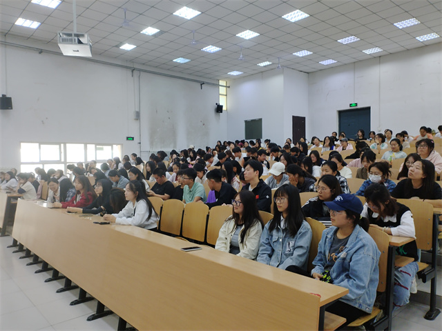 【辅导员说完满】启航新征程 奋楫笃行向未来——淬炼·国际商学院2022级辅导员说完满活动