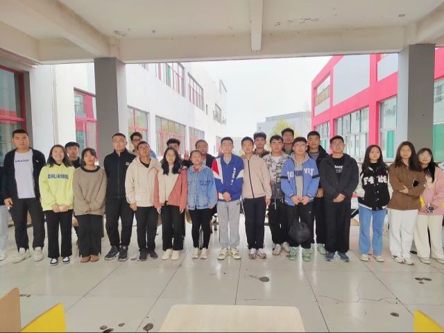 【完满团支部】道阻且长 享受当下——经济与管理学院十一月完满班级纪实（四）