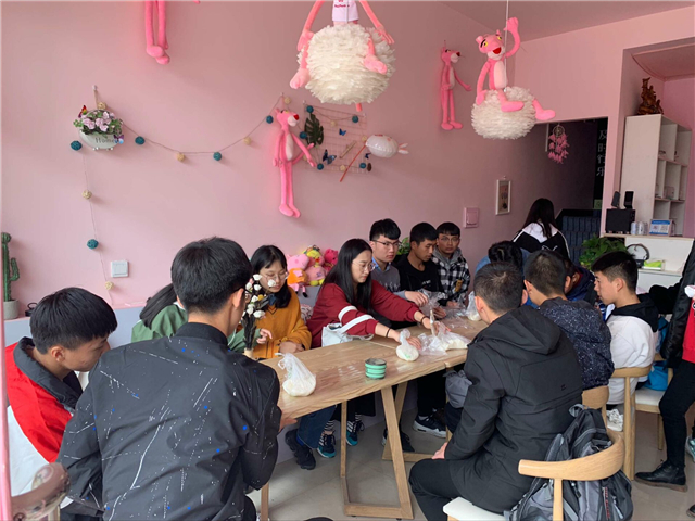 十月与饭团相约——淬炼商学院I Love Family饭团社10月特色活动