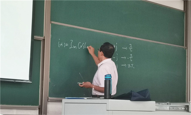 前行第180期：念传颂情怀 感桃李芬芳