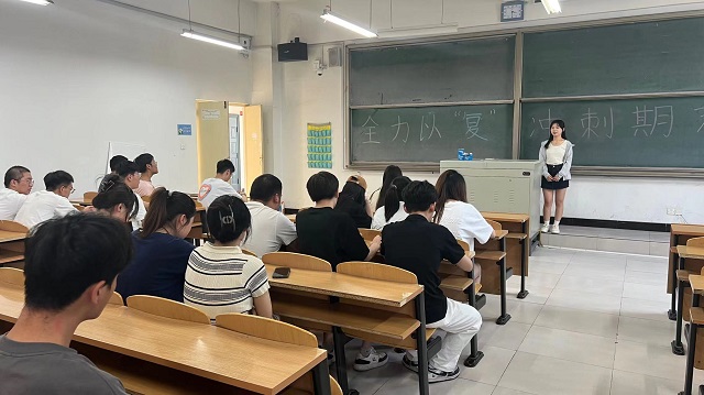 骄阳似火 完满在路上——大数据学院、信息工程学院六月完满团支部活动集锦(二)