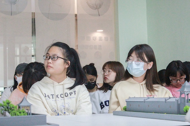 【1+1＞2】突出品牌亮点 提升视觉感官灵敏度——青藤书院举办品牌视觉营销力提升计划第15期