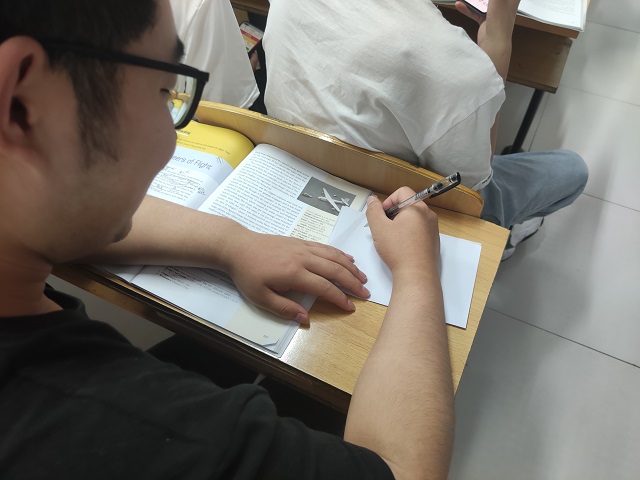 【完满班级】给三年后自己的一封信——淬炼商学院营销2001班完满班级活动