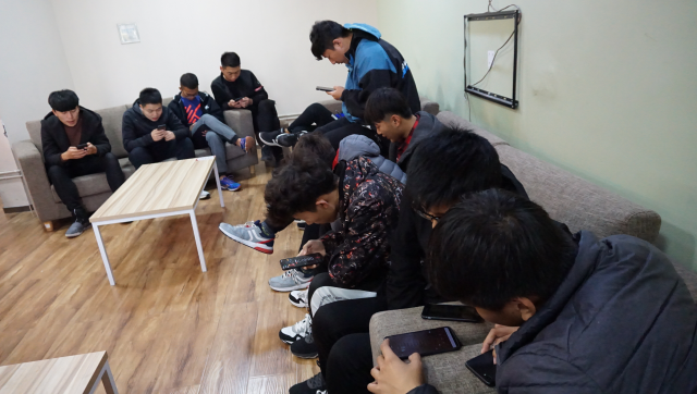 【主题团日】时代回忆 歌唱祖国——物联1802班团日活动