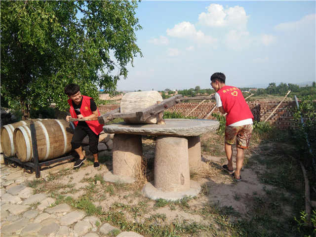 【三下乡】走进山庄 给你一份清凉——一轮烈日 一群探秘小可爱