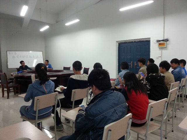 信息工程系举办第二十三期学长计划
