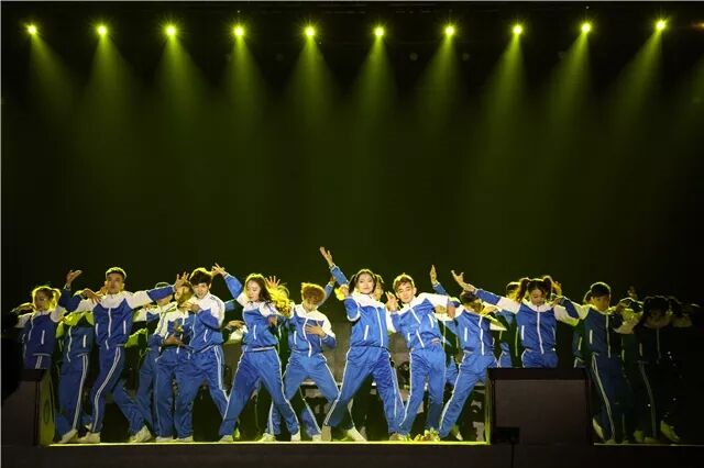 才艺之星•王熙:前方有星月可以寄往 只要用行动去诠释梦想