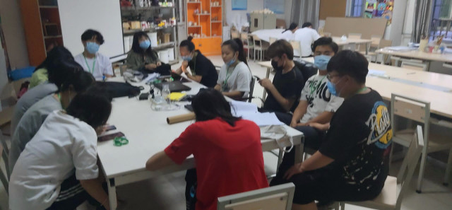 【主题团日】再次与你相遇我想对你说——工设1801班级团日活动