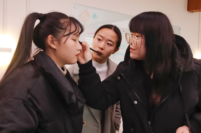 她说·女生学堂|我们一起“话”眼妆