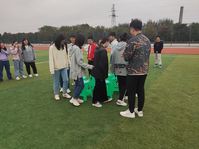 【完满班级】燃烧激情 释放青春——淬炼·国际商学院会计2002班完满班级活动