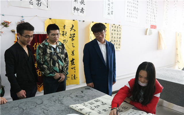 山西大学学生社团联合会前来我院交流