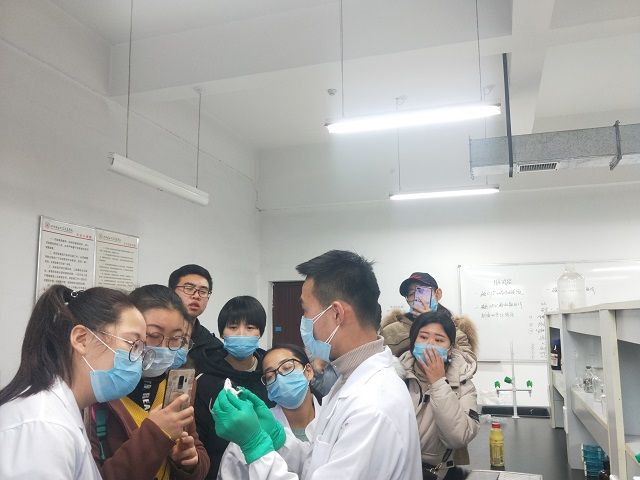 【社团快讯】思辨小课堂“小白鼠系列实验”——倾心动物科学社活动