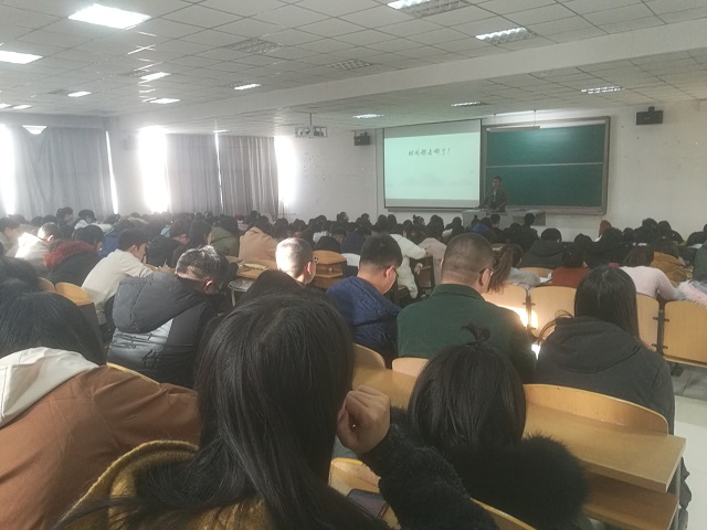 【辅导员说完满】珍惜时间 不负韶华——淬炼商学院“辅导员说完满”专题活动（二十八）