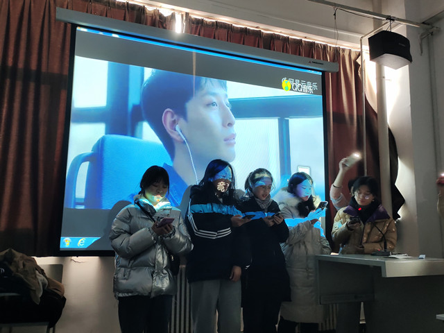 【完满班级】动手动脚 入心入脑——淬炼商学院完满班级活动