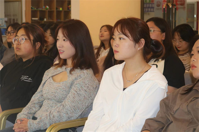 凝心聚力新气象 开启团建新篇章——“言意完满 群策群书”完满团支部培训