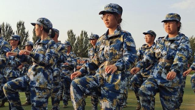 军训琐忆 迷彩军训展青春——21级智院学子军训纪实
