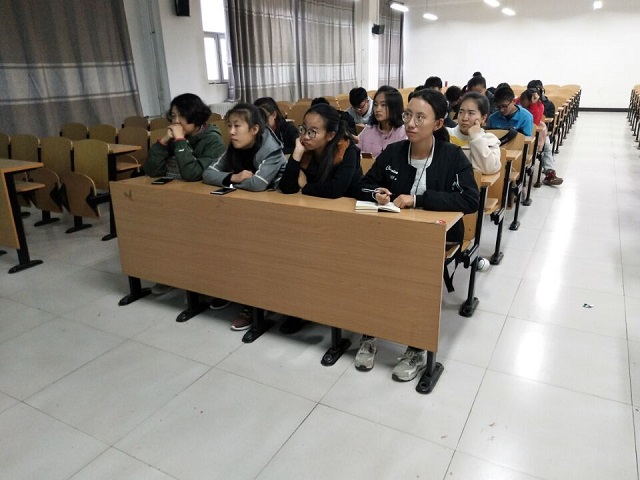 【完满班级】孝始为安行 成功基于安——信工系计科1703班举办安全教育主题班会
