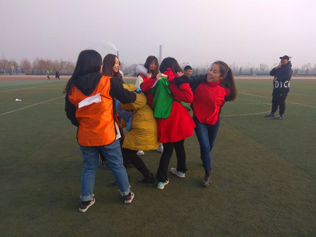 【完满班级】手脑结合 创意无限——大数据学院、信息工程学院计科1804班举办完满班级活动