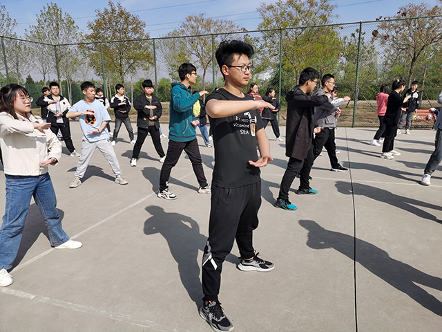 【完满班级】锻炼身体 助力发展——大数据学院、信息工程学院软件2001班