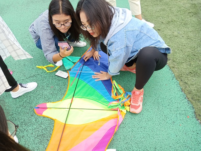 【完满班级】观青春 向前跑——淬炼商学院九月完满班级主题活动（一）