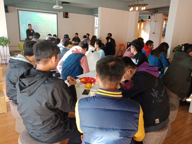 学生会主席沙龙第57期:智能工程学院举办“我是中层骨干”主题沙龙 强沟通促发展