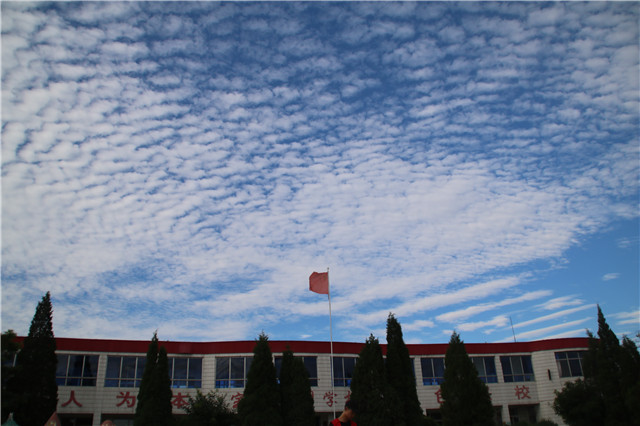 【三下乡】为爱筑梦 流露你的真表情