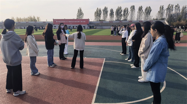 学长计划第1111期:生命因运动精彩 梦想因运动灿烂——商务英语学院第167期学长计划之“奋楫笃行”