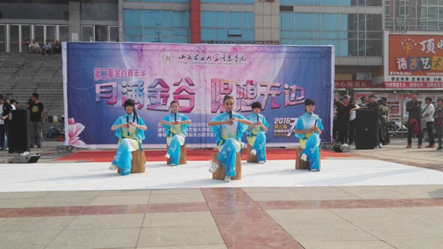 【信院力量】一叶飘落知秋意  万千颜色在社团