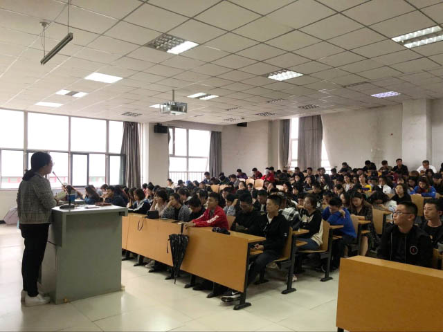 【辅导员说完满】愿你能从别人的故事中 活出自己的模样——艺术传媒学院2016级举办辅导员说完满