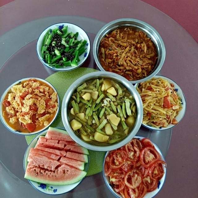 【三下乡】走进创业园区 体味科技农业——经济与管理学院大爱志愿者服务队科技帮扶团“三下乡”实践纪实