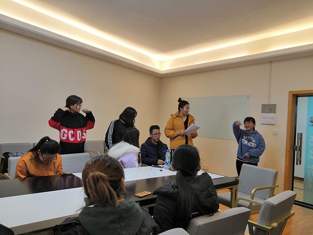 【完满班级】集思广益 妙语笙歌——食品与环境学院园林1701班专业知识竞猜比赛